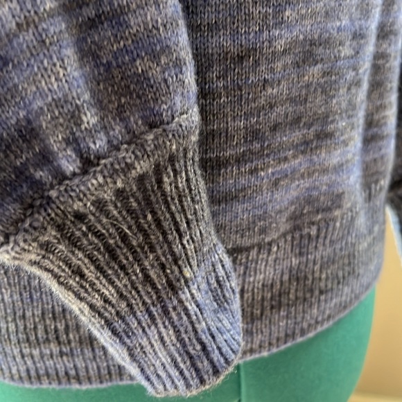 JCrew new without tags never worn blue and grey sweater with long zip. - Picture 4 of 5